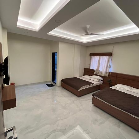 Hotel Sai Sandesh 쉬르디 외부 사진